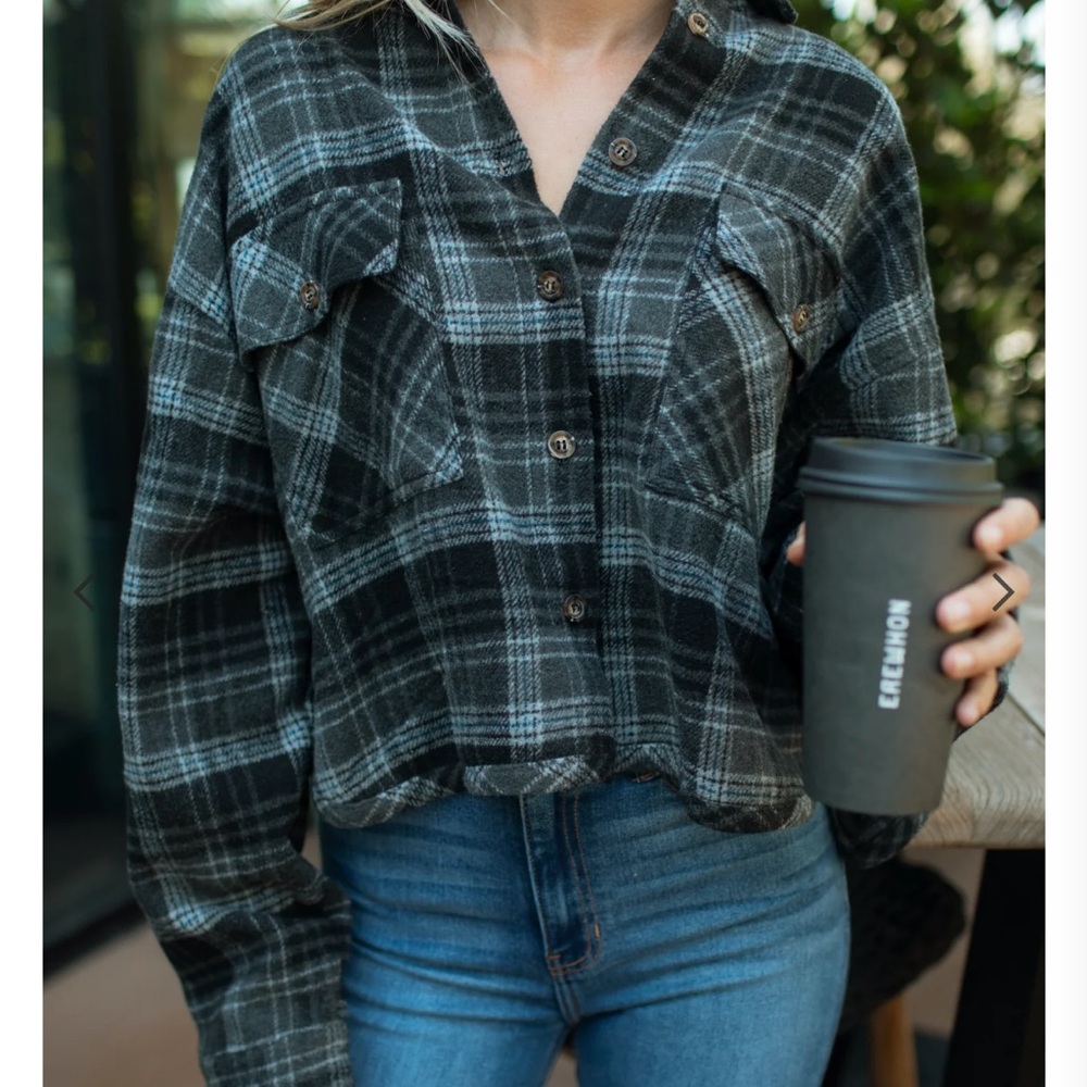 Carly Jean Los Angeles Griffith Flannel
